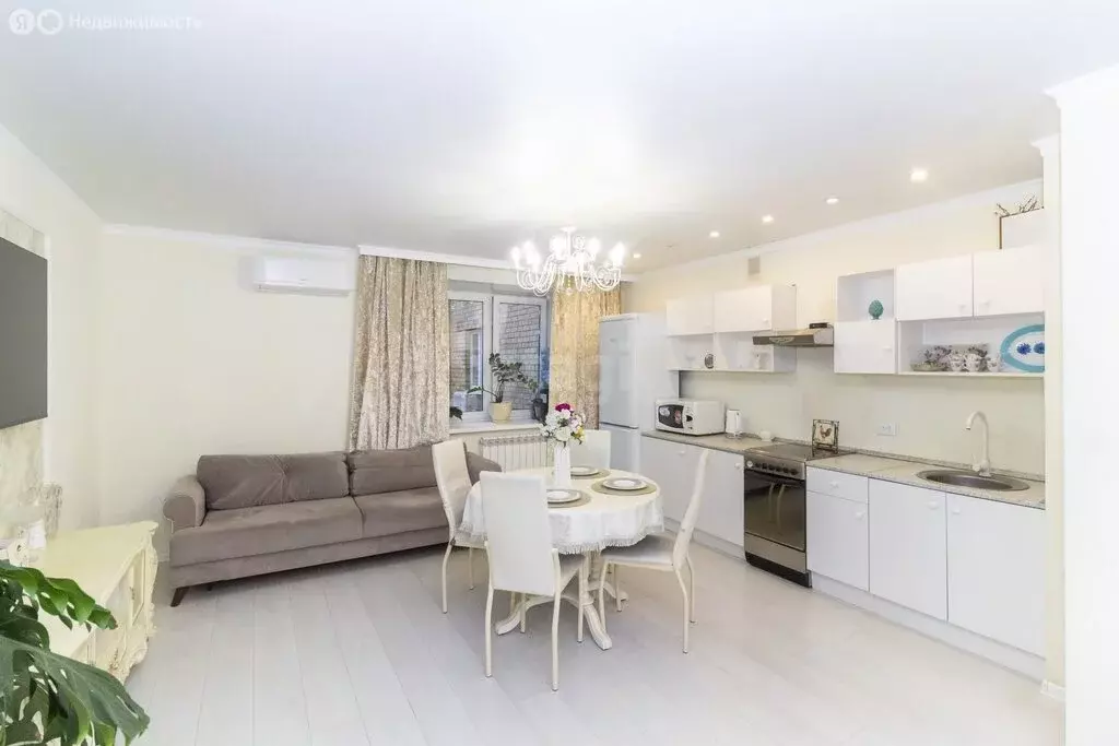 3-комнатная квартира: Тюмень, улица Восстания, 19к3 (88 м) - Фото 2