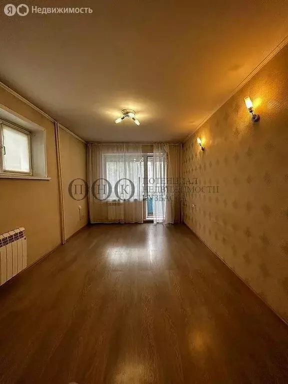 1-комнатная квартира: Кемерово, бульвар Строителей, 5 (33 м) - Фото 1