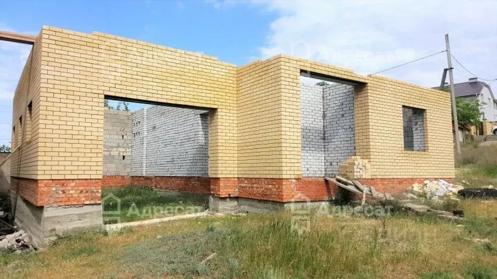 Дом в Волгоградская область, Волгоград Южнобережный пер. (199 м) - Фото 1