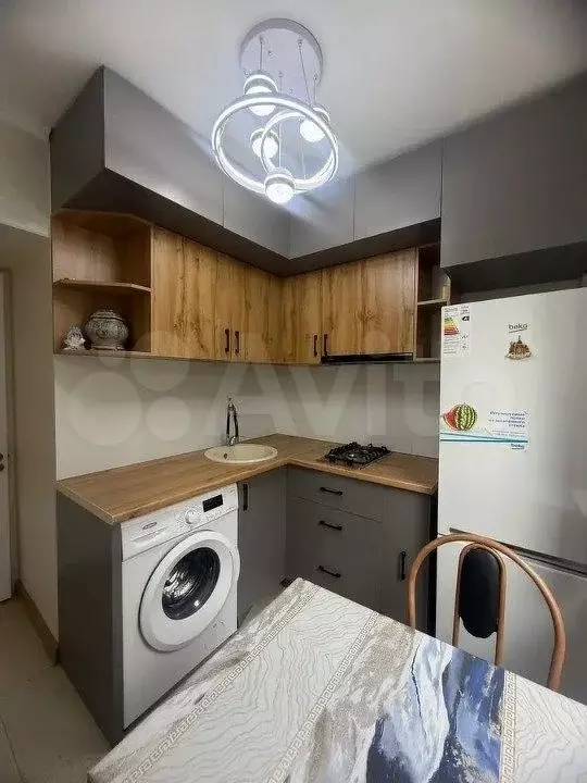2-к. квартира, 42,7 м, 3/5 эт. - Фото 0