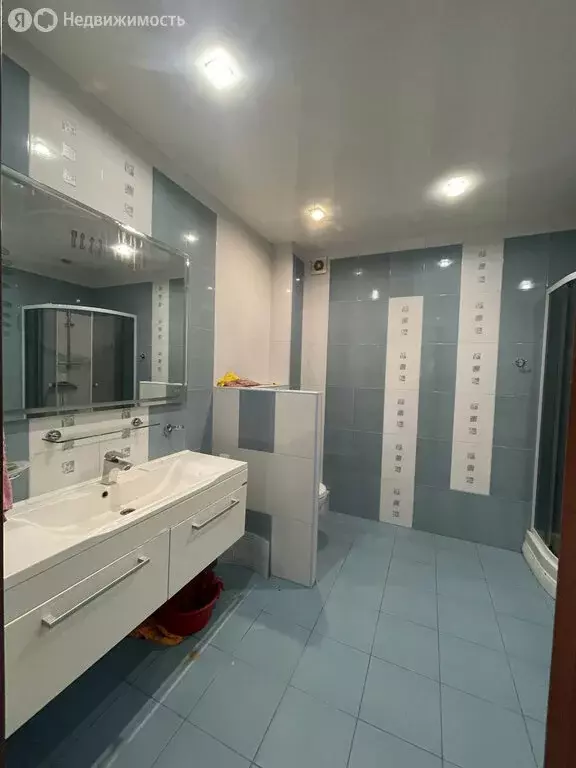 2-комнатная квартира: Екатеринбург, улица Щербакова, 39 (73 м) - Фото 0