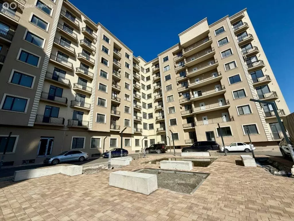 2-комнатная квартира: Махачкала, улица Лизы Чайкиной, 47 (70.33 м) - Фото 2