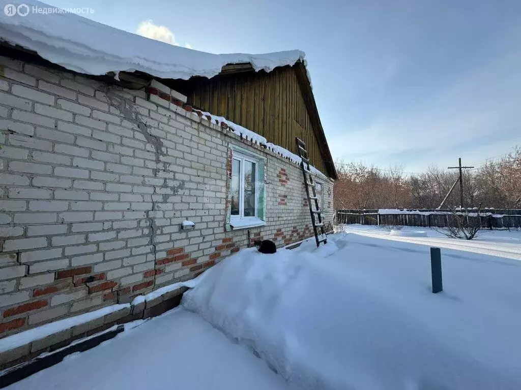 Дом в село Зеленоборское, улица Коммунаров (80.3 м) - Фото 1