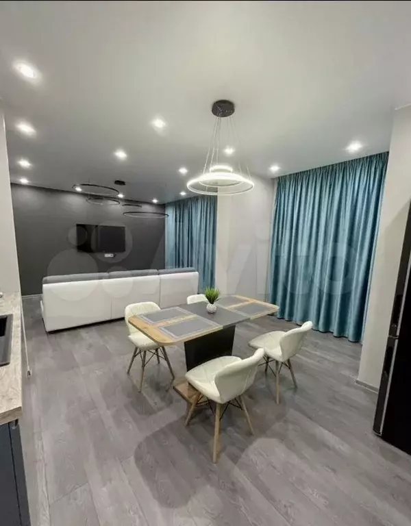 2-к. квартира, 70 м, 5/24 эт. - Фото 0