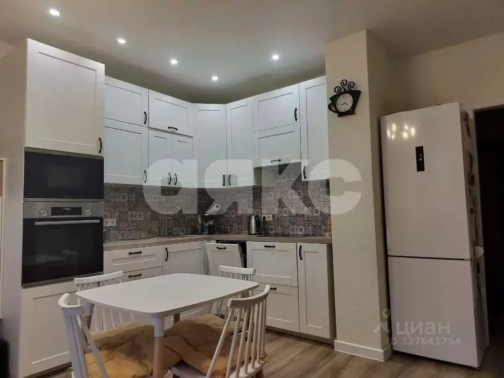 3-к кв. Московская область, Раменское Спортивный проезд, 6 (69.8 м) - Фото 1