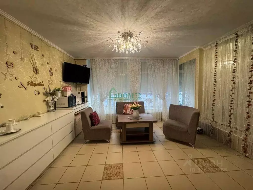 Помещение свободного назначения в Тюменская область, Тобольск 6-й мкр, ... - Фото 2