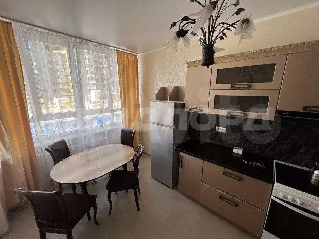 1-к. квартира, 40 м, 2/19 эт. - Фото 1