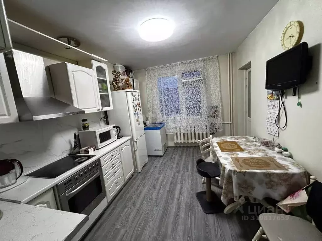 2-к кв. Ямало-Ненецкий АО, Салехард ул. Манчинского, 20 (67.1 м) - Фото 1