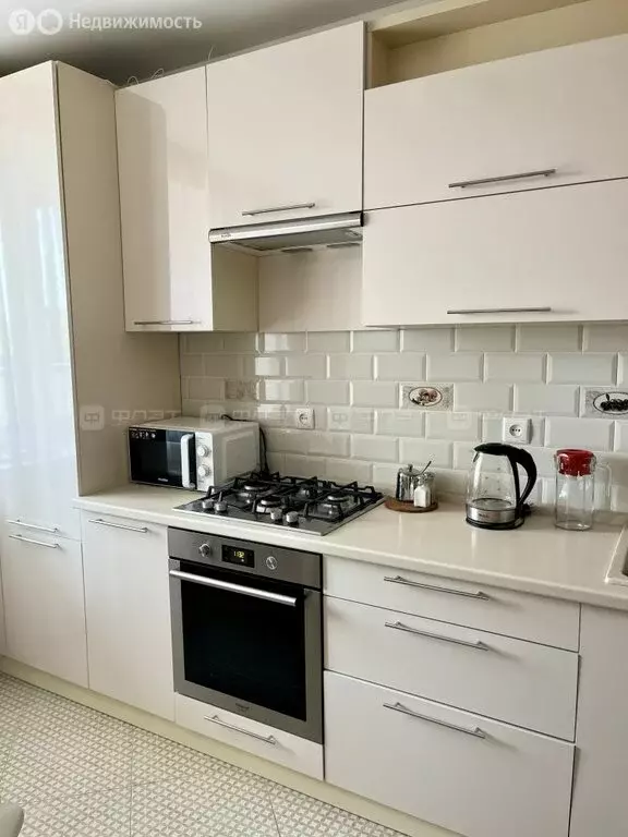 1-комнатная квартира: Казань, улица Аметьевская Магистраль, 8 (37.9 м) - Фото 1