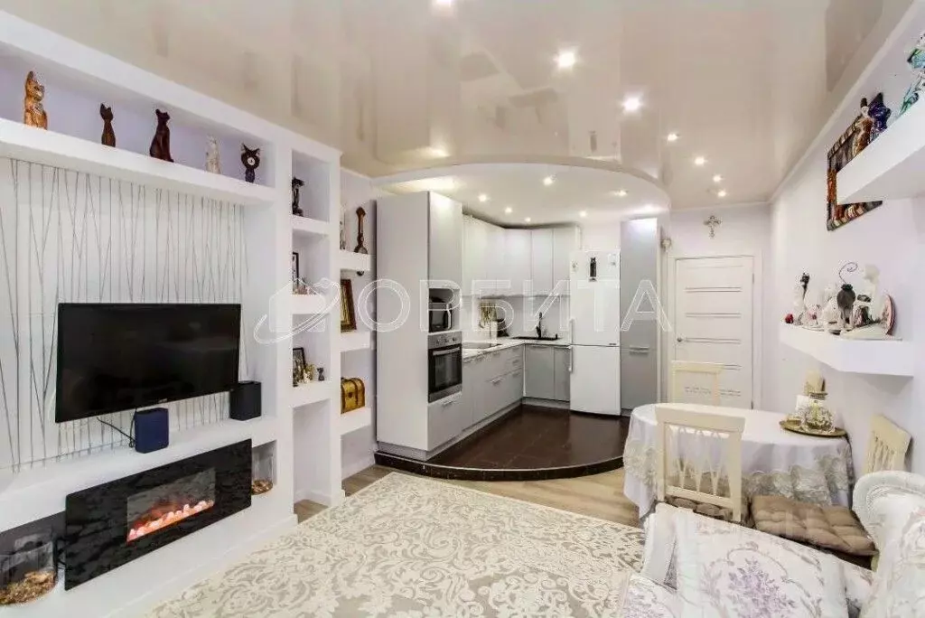 1-к кв. Тюменская область, Тюмень ул. Домостроителей, 26к3 (46.8 м) - Фото 0