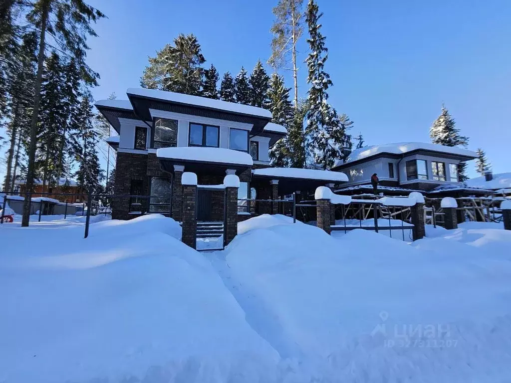 Дом в Московская область, Химки Сходня мкр,  (268 м) - Фото 1