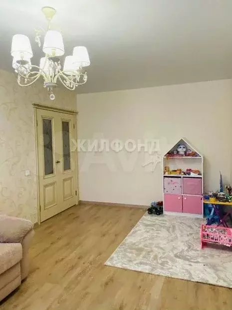 2-к. квартира, 61м, 2/11эт. - Фото 1