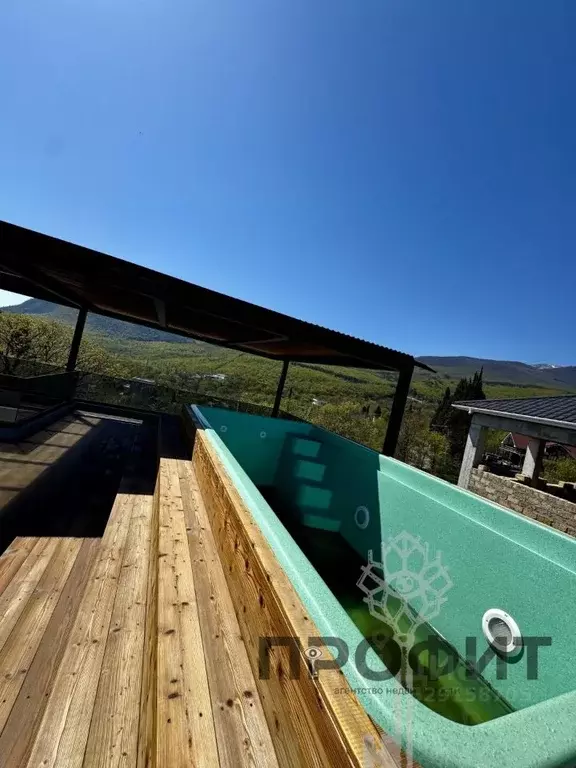 Дом в Крым, Алушта муниципальный округ, с. Виноградное ул. Нижняя (445 ... - Фото 2