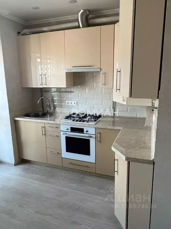 3-к кв. Ростовская область, Новочеркасск ул. Фрунзе (81.6 м) - Фото 2