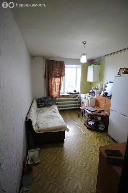 1к в 4-комнатной квартире (13 м) - Фото 1