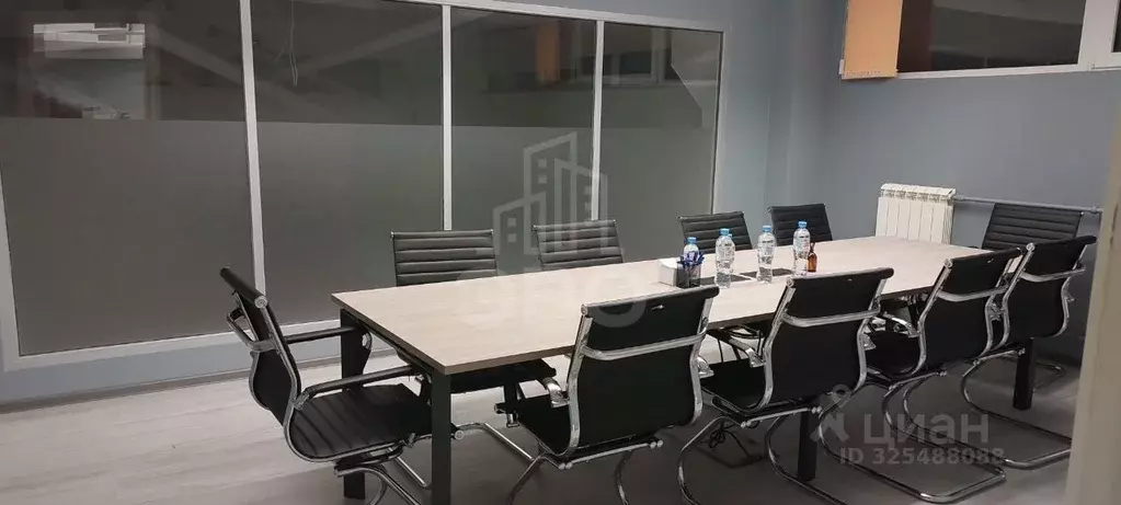 Офис в Санкт-Петербург ул. Оптиков, 4 (446 м) - Фото 1