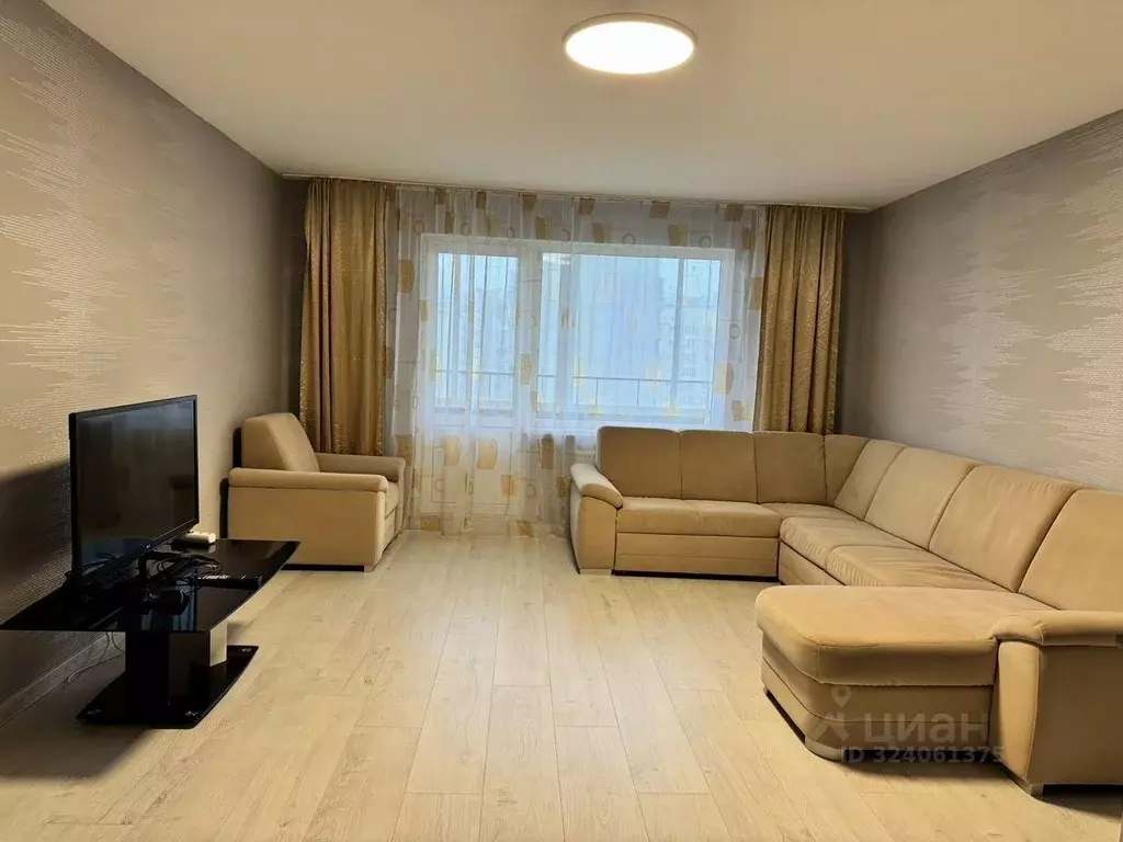 2-к кв. Калининградская область, Калининград Осенняя ул., 20 (65.0 м) - Фото 1