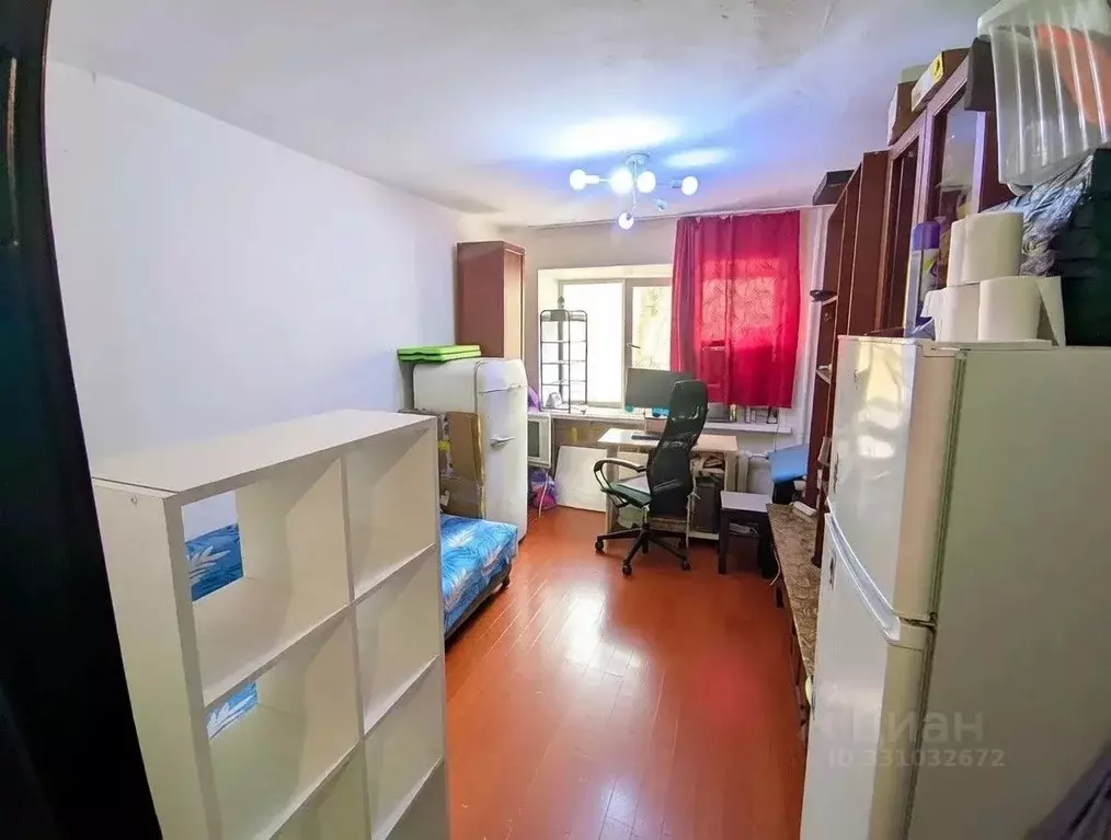 Комната Свердловская область, Екатеринбург ул. Лукиных, 18А (12.4 м) - Фото 1