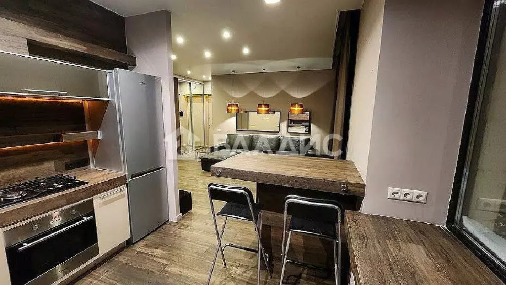 Продается 3-комнатная квартира - Фото 1