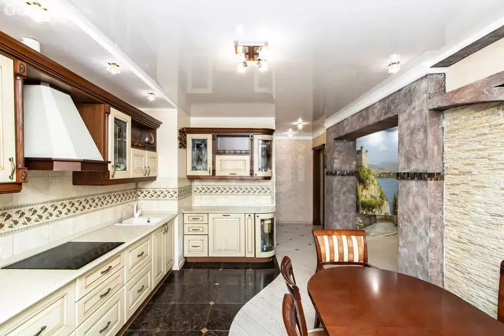 3-комнатная квартира: Тюмень, улица Пржевальского, 35к2 (104 м) - Фото 1