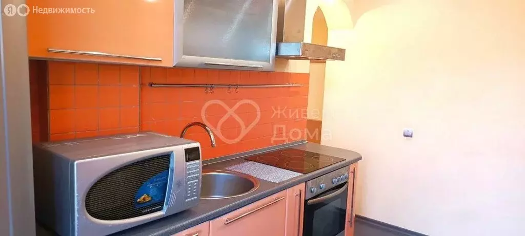 3-комнатная квартира: Волгоград, проспект Маршала Жукова, 100 (88 м) - Фото 1