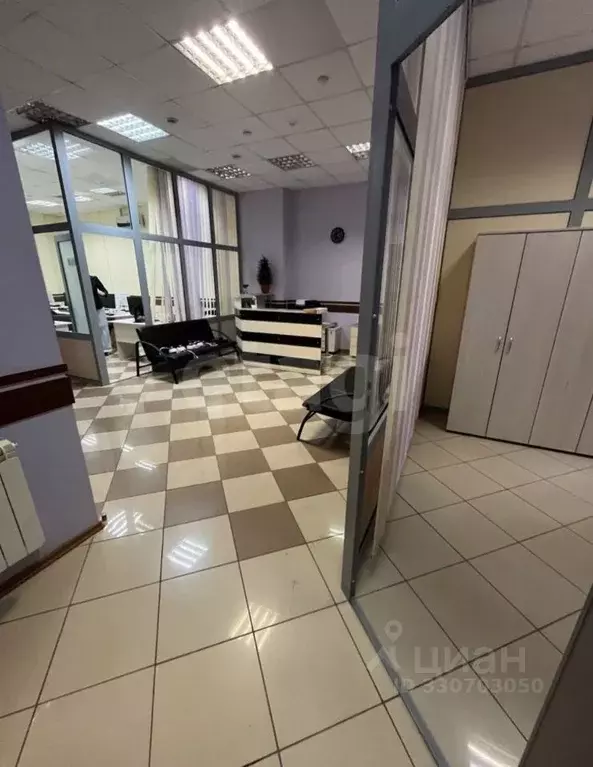 Помещение свободного назначения в Красноярский край, Красноярск 9 Мая ... - Фото 1