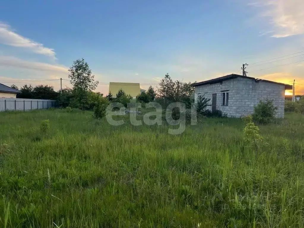 Участок в Белгородская область, Белгородский муниципальный округ, с. ... - Фото 1
