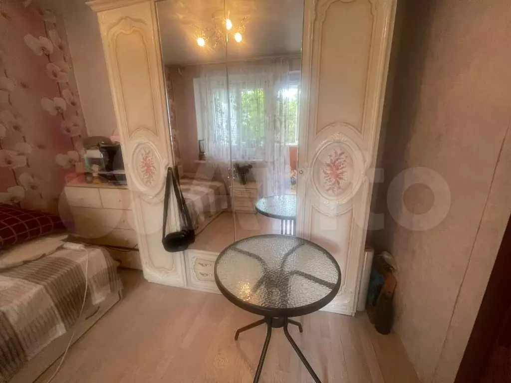 Комната 9,1 м в 3-к., 1/9 эт. - Фото 1