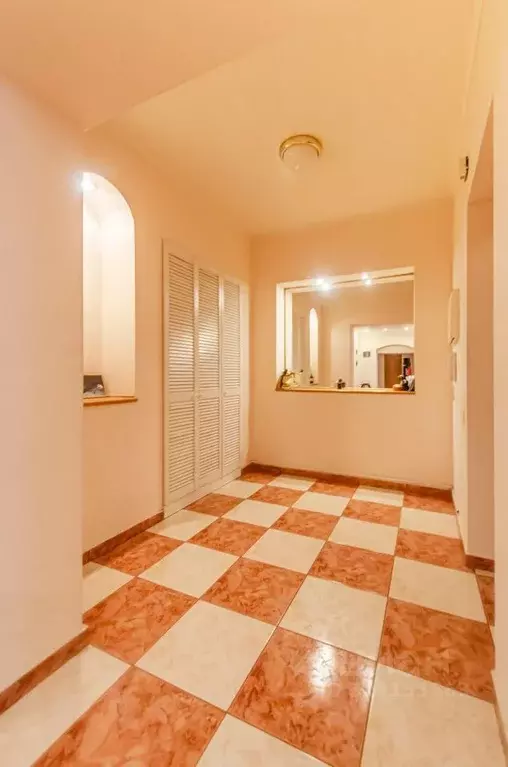 4-к кв. Самарская область, Самара Садовая ул., 156 (191.5 м) - Фото 2