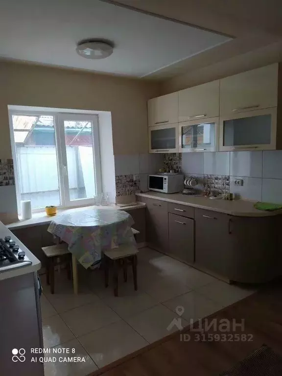 Дом в Крым, Симферополь ул. Дыбенко (120 м) - Фото 0