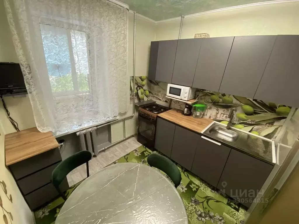 3-к кв. Новгородская область, Крестцы рп ул. Островская, 23 (58.8 м) - Фото 2