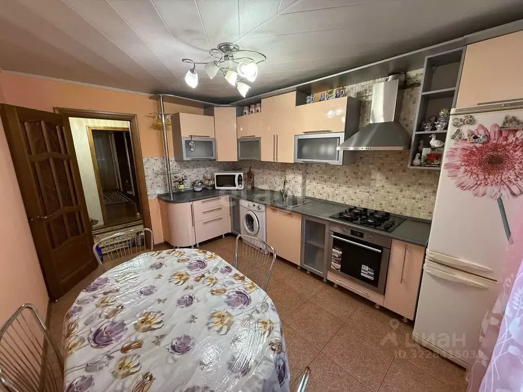 3-к кв. Воронежская область, Воронеж Ленинградская ул., 104 (96.7 м) - Фото 1