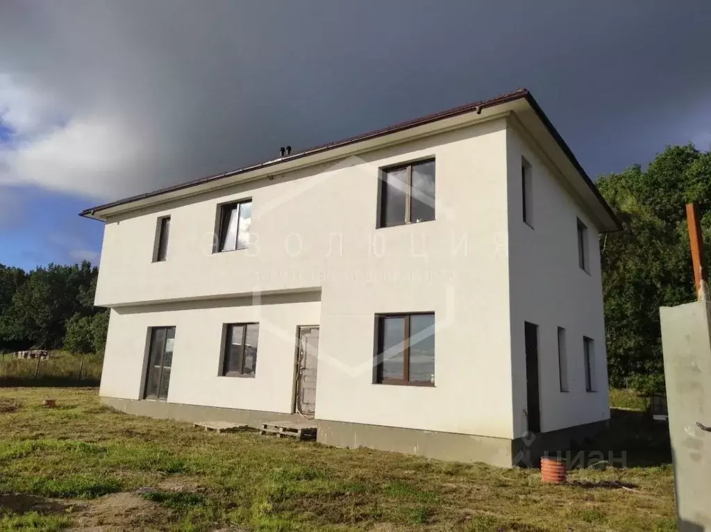 Дом в Калининградская область, Гурьевский муниципальный округ, пос. ... - Фото 1