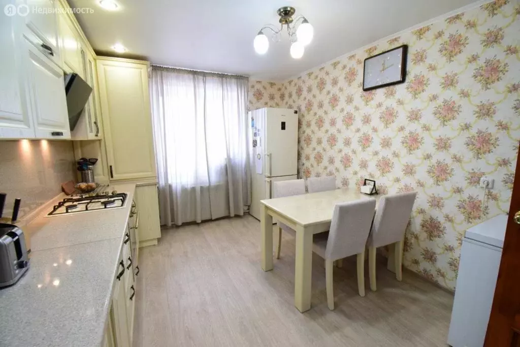3-комнатная квартира: Туймазы, улица Щербакова, 3 (82 м) - Фото 2