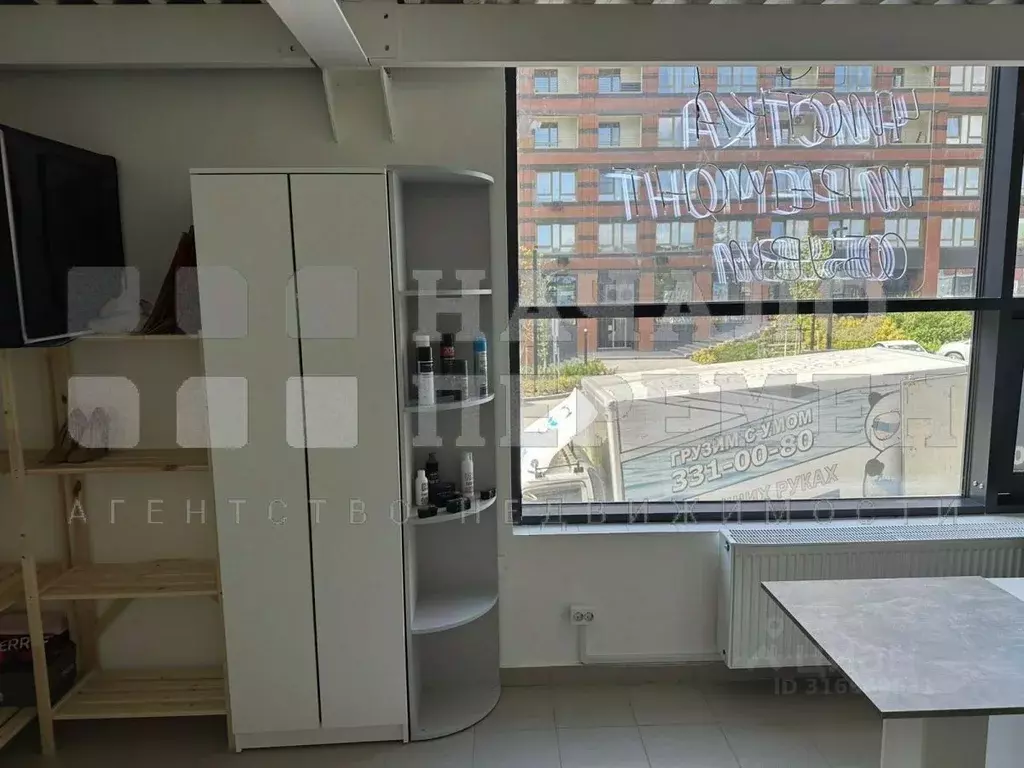 Торговая площадь в Новосибирская область, Новосибирск Большевистская ... - Фото 1