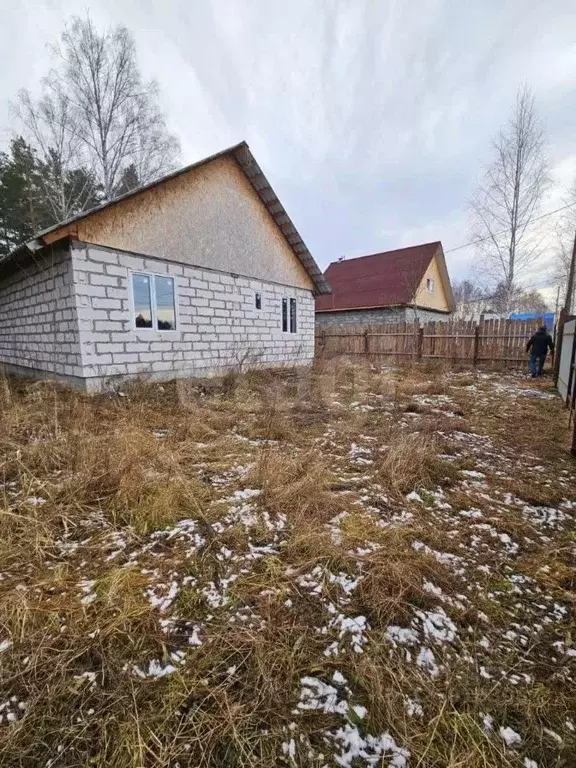 Дом в Свердловская область, Белоярский муниципальный округ, пос. ... - Фото 1