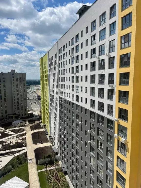 3-к кв. Курская область, Курск ул. Энгельса, 115 (90.82 м) - Фото 1