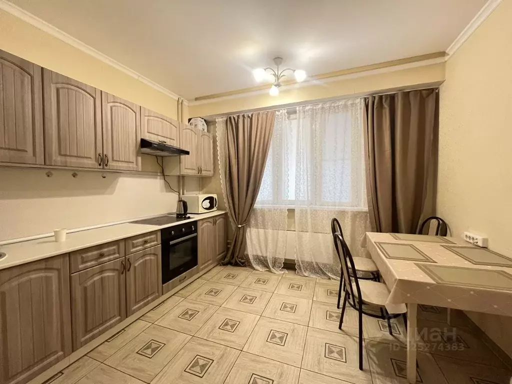 3-к кв. Москва, Москва, Московский г. ул. Бианки, 4к2 (77.0 м) - Фото 2