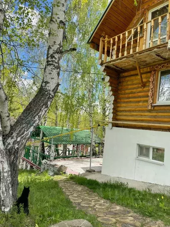 Дом в Башкортостан, Белорецкий район, Абзаковский сельсовет, с. ... - Фото 1