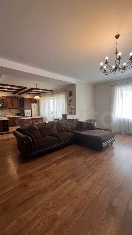 3-к. квартира, 135 м, 9/10 эт. - Фото 1