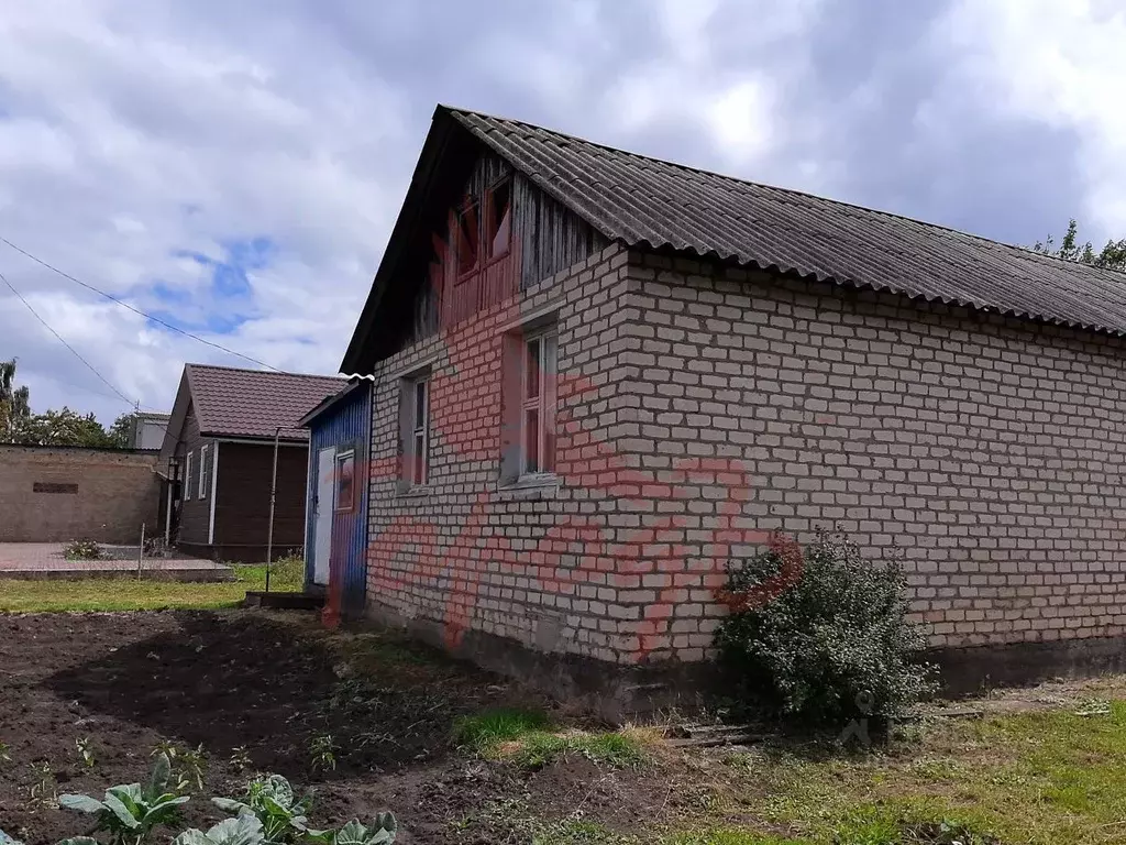 Дом в Орловская область, Свердловский район, Змиевка городское ... - Фото 0