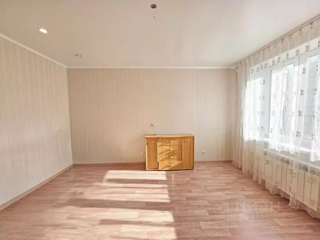 1-к кв. Омская область, Омск ул. Архиепископа Сильвестра, 3 (37.7 м) - Фото 2