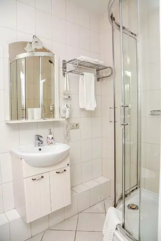 Комната Свердловская область, Екатеринбург ул. Кузнецова, 21 (14.0 м) - Фото 2