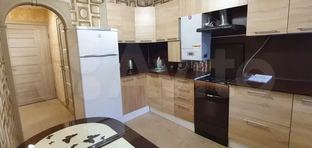 1-к. квартира, 35 м, 1/3 эт. - Фото 0