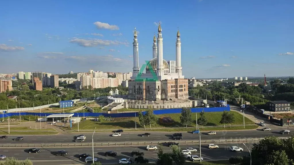 2-к кв. Башкортостан, Уфа Коммунистическая ул., 115/1 (57.6 м) - Фото 1