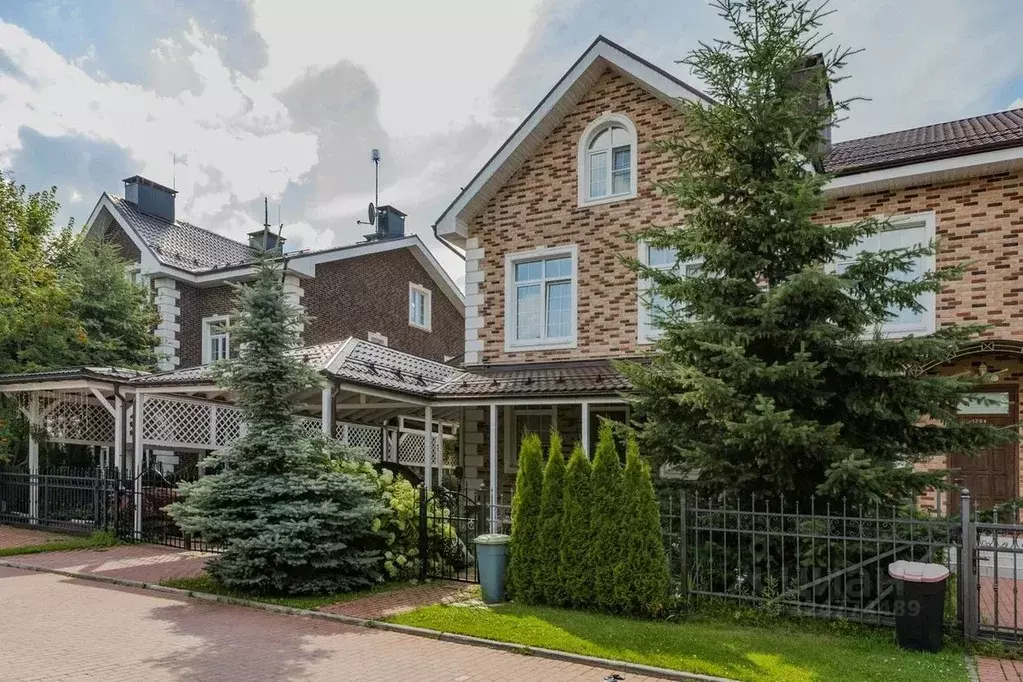 Таунхаус в Московская область, Одинцовский городской округ, д. ... - Фото 1