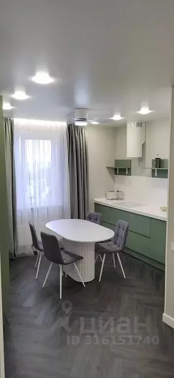 2-к кв. Краснодарский край, Сириус пгт ул. Акаций, 34к8 (75.0 м) - Фото 0