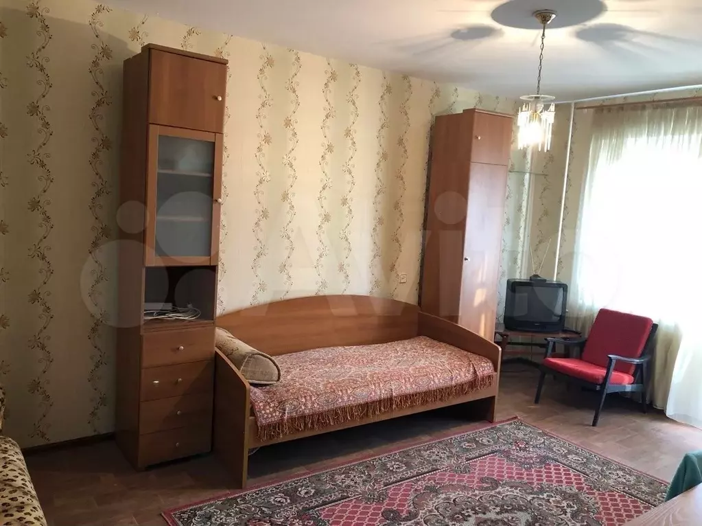 1-к. квартира, 38 м, 6/10 эт. - Фото 1