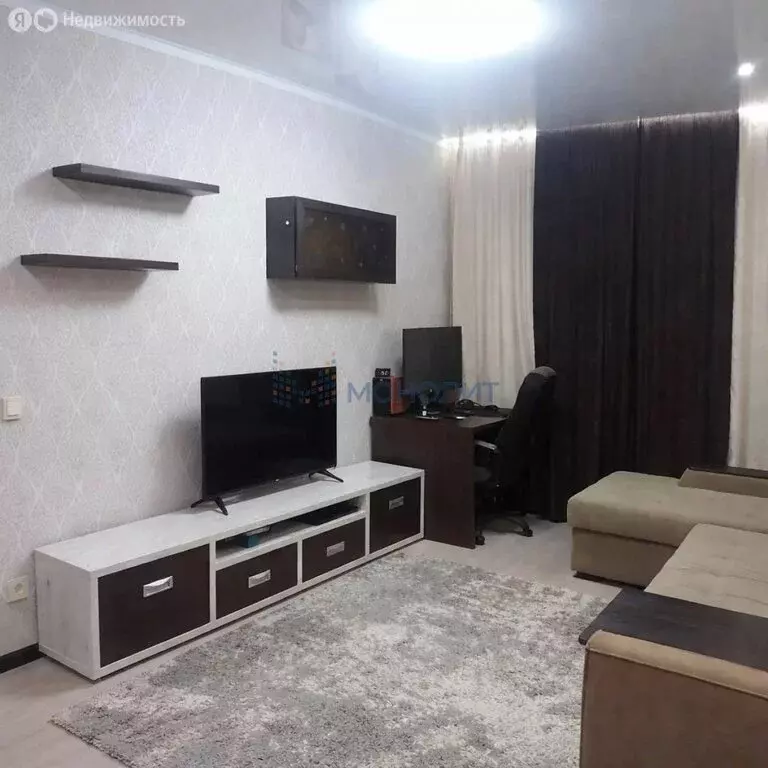 1-комнатная квартира: посёлок городского типа Медведево, улица Кирова, ... - Фото 1