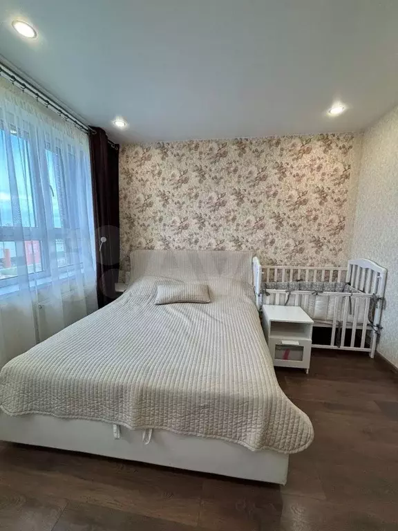 2-к. квартира, 54 м, 4/15 эт. - Фото 1